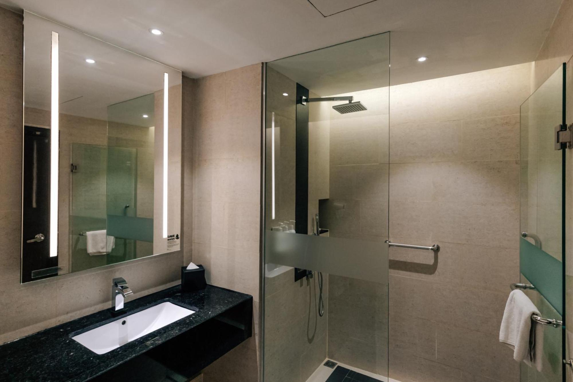 Swiss-Belhotel Harbour Bay Nagoya Exterior foto